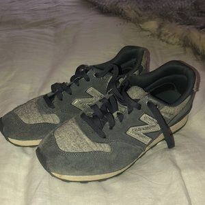 New Balance GraySilver Sparkle 696 Sneakers